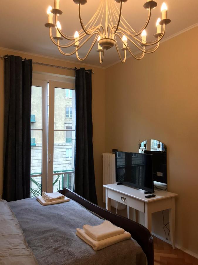 Stylowy Apartament W Centrum Wroclaw Ngoại thất bức ảnh